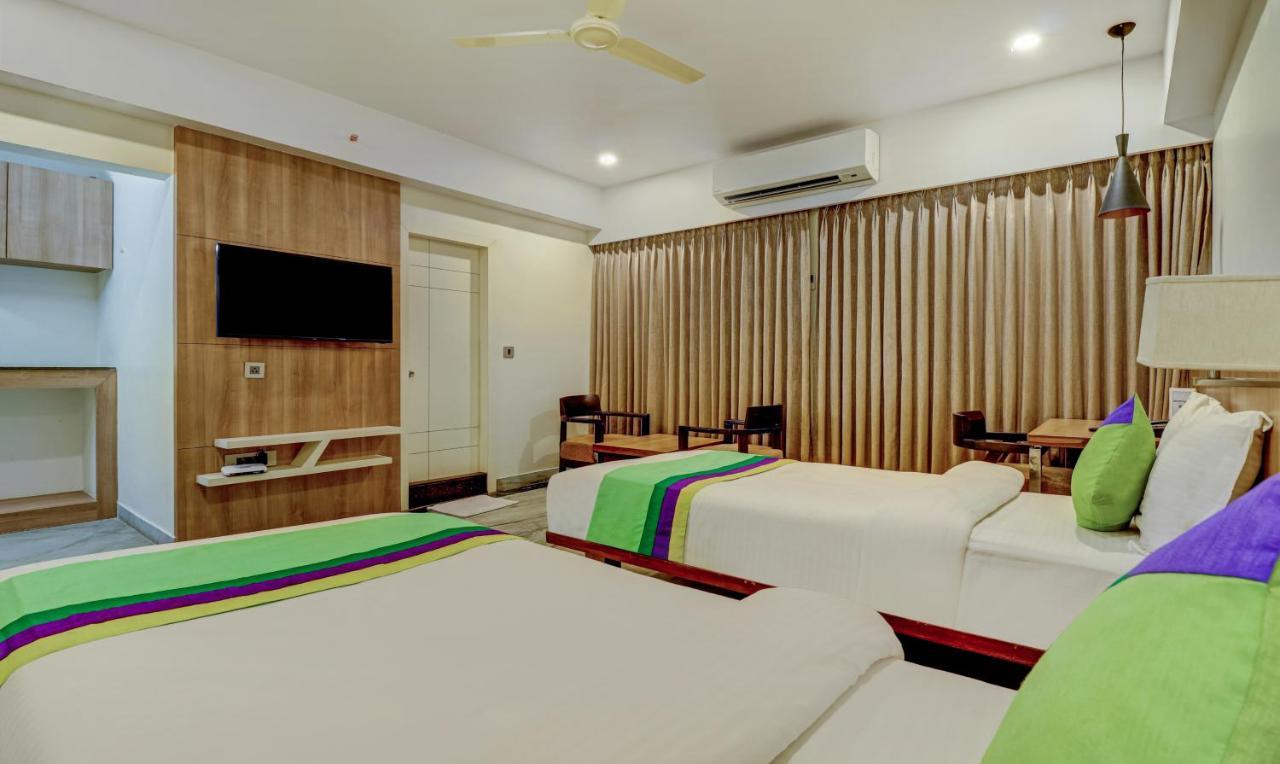 Treebo Seaesta Rk Beach Visakhapatnam Exterior photo